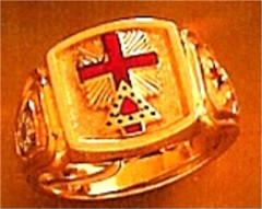 Wefferling Berry Knights Templar Ring 10K or 14K Gold, Solid Back #1525